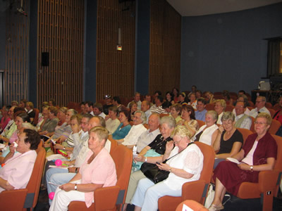 Het publiek is er duidelijk klaar voor!