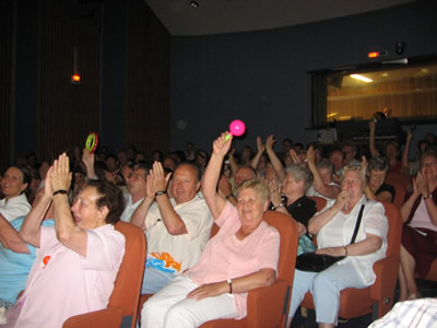 Het publiek komt in actie!